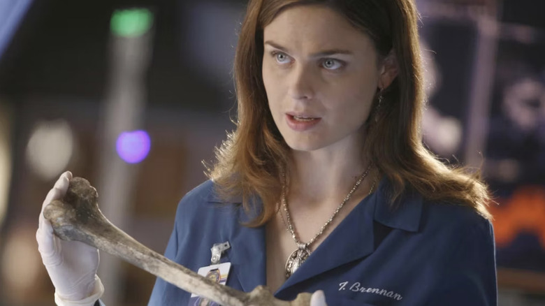 Emily Deschanel in Bones