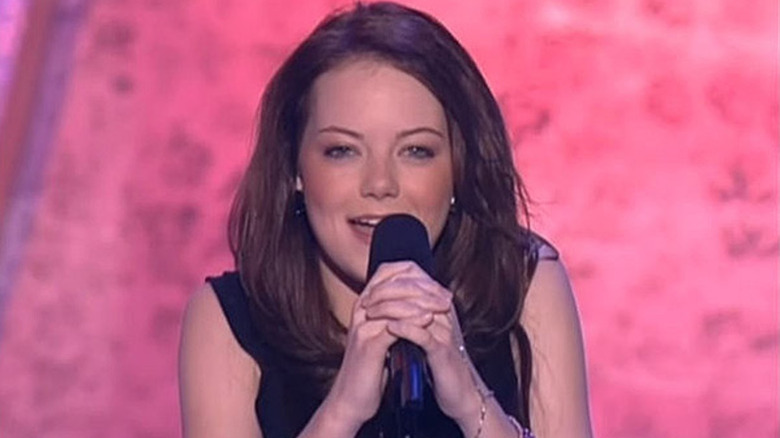 Emily Stone performing on In Search of the Partridge Family