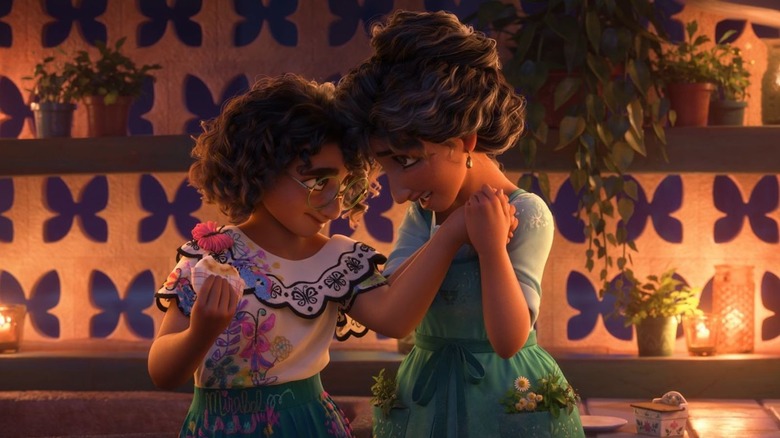 Encanto mother daughter