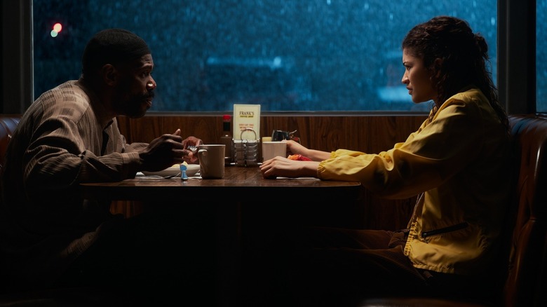 Ali and Rue at a diner talking on Euphoria