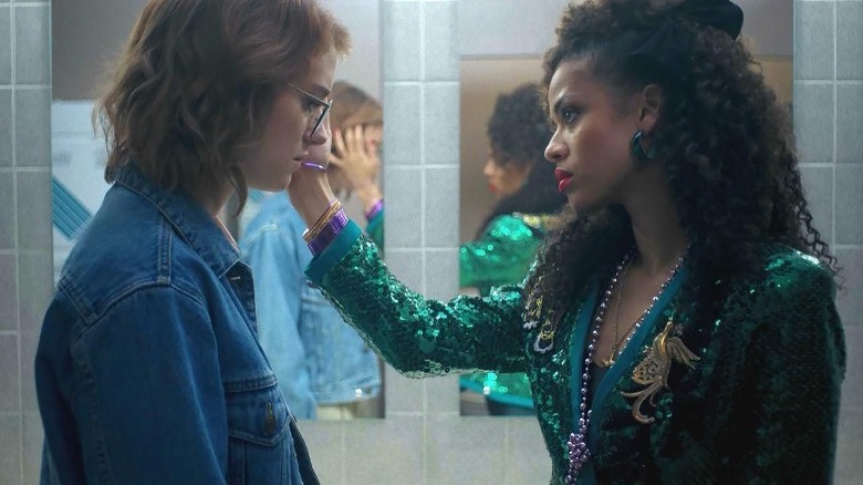 Kelly and Yorkie in the bathroom Black Mirror