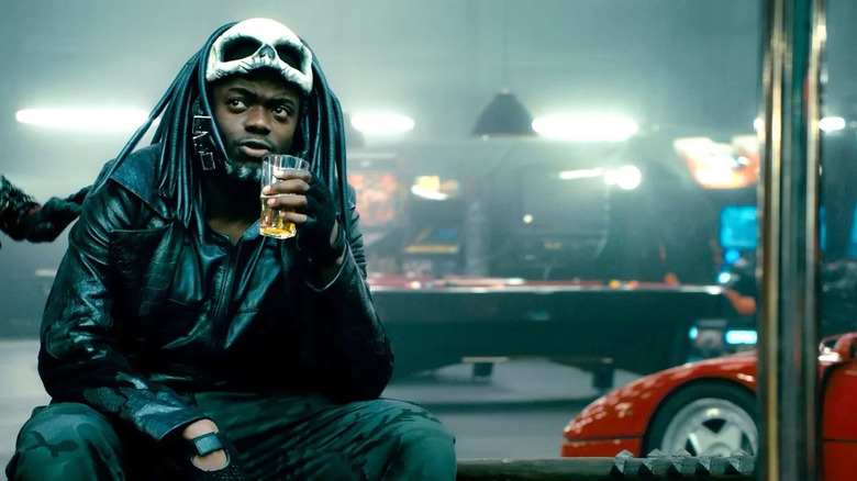 daniel kaluuya black death drink beer