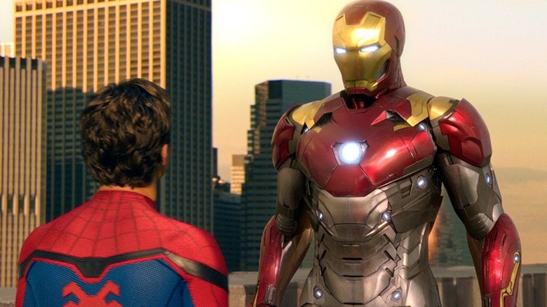 Peter Parker looking up at Iron Man in Spider-Man: Homecoming