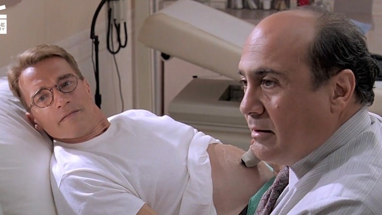 Arnold Schwarzenegger and Danny DeVito in "Junior"