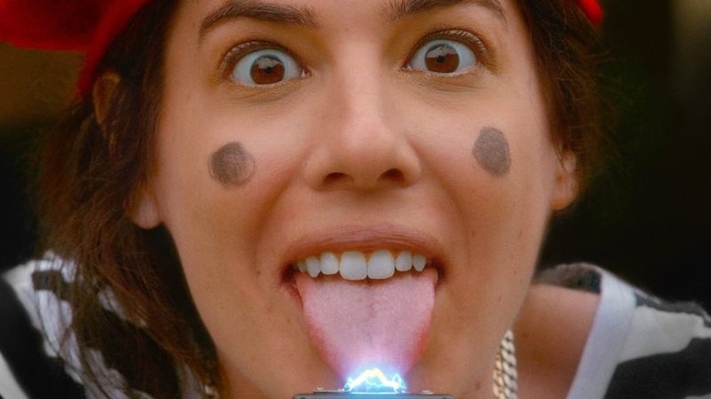Rachel Wolfson playing the Mime Game