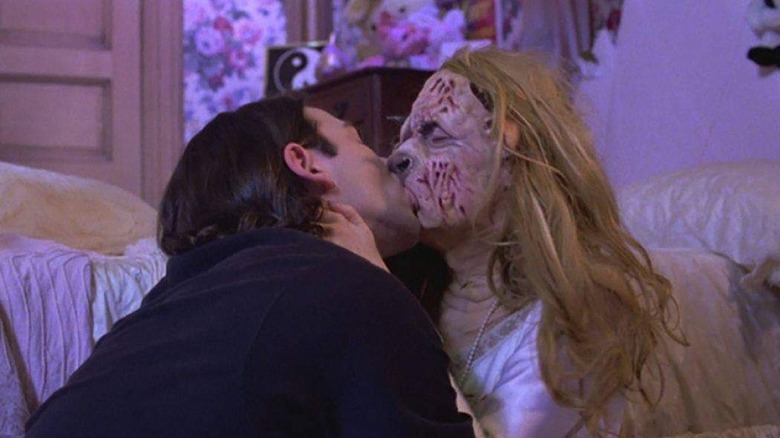 Tromeo proves love to mutant Juliet