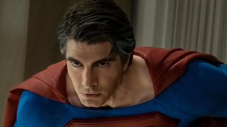 An older Superman (Brandon Routh) glances up in Batwoman