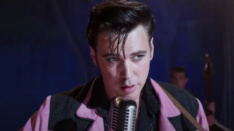 Austin Butler as Elvis, performing