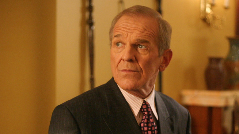 John Spencer shoulder The West Wing