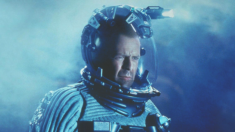 Bruce Willis acting in ARMAGEDDON
