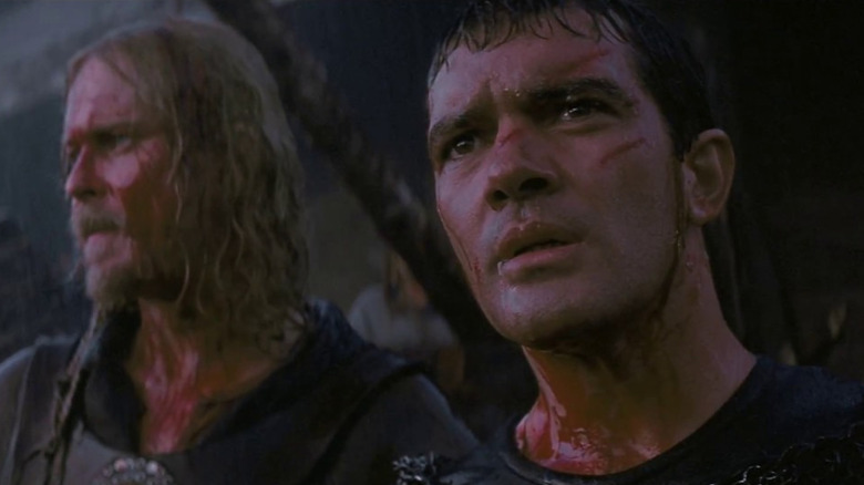 Antonio Banderas as Ahmed Ibn Fahdlan, bloody and sweaty after a battle in The 13th Warrior