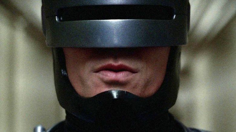 Peter Weller wears metal helmet in Robocop