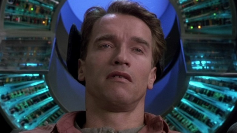 Arnold Schwarzenegger mechanical halo in Total Recall