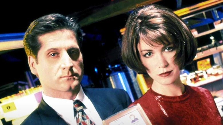 Linden Ashby and Allison Smith - Spy Game