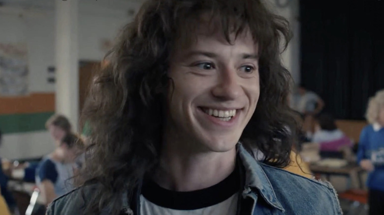 What song does Max listen to in Stranger Things 4?