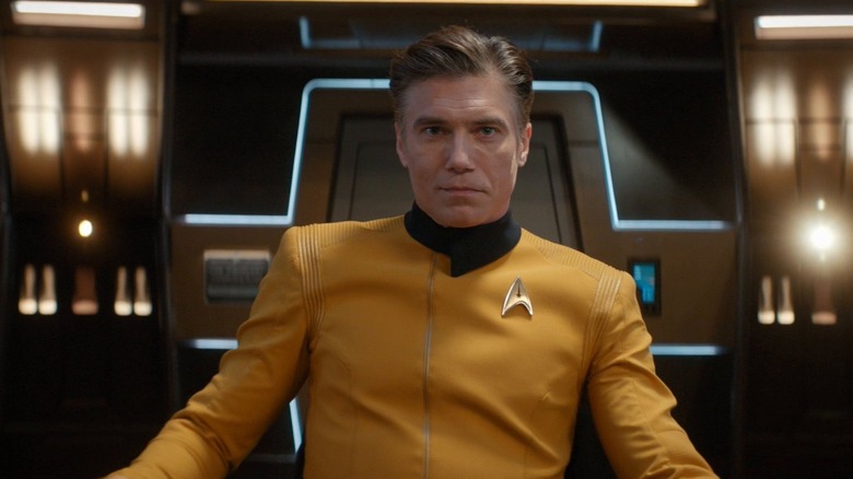 Captain Pike in the captain's chair on Star Trek: Discovery