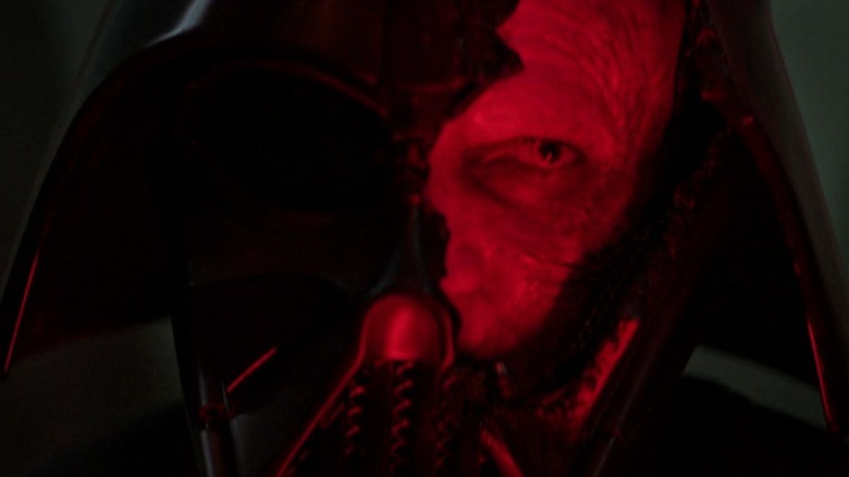 Vader's broken helmet moment in Obi-Wan Kenobi