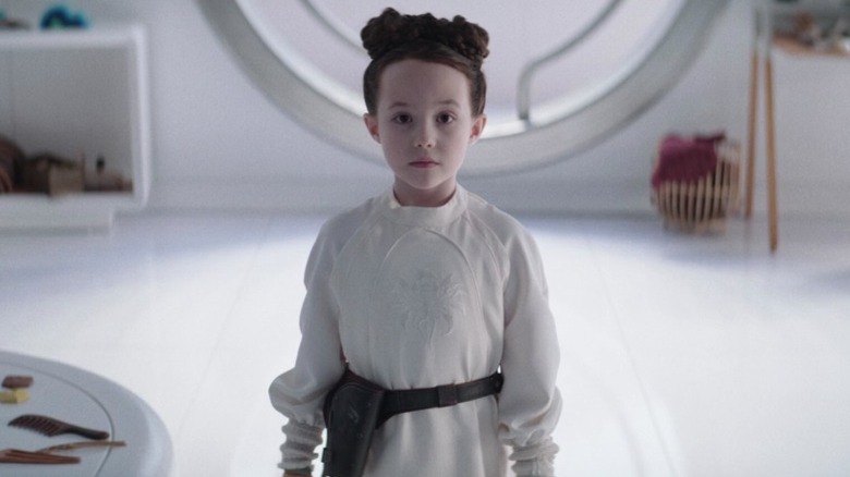 Leia wearing a costume with the holster in Obi-Wan Kenobi