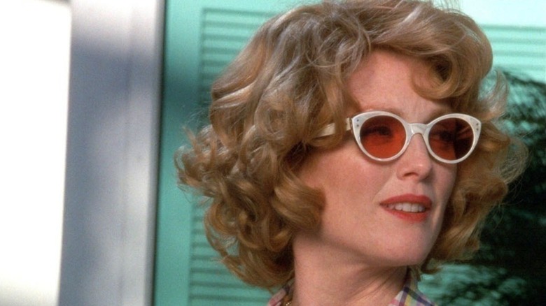 Julianne Moore in Far from Heaven