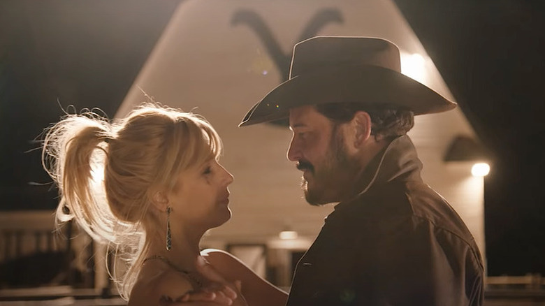 Beth and Rip slow dancing on "Yellowstone"