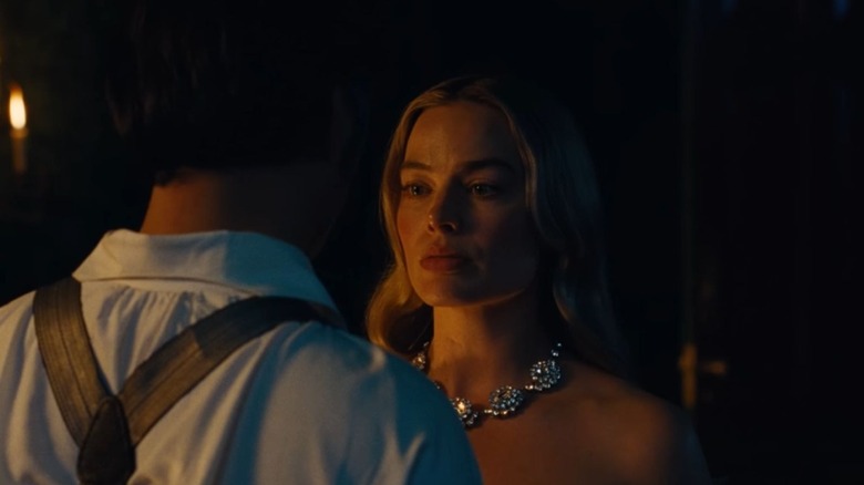 Margot Robbie as Catherine wearing a necklace in Wuthering Heights (2026)