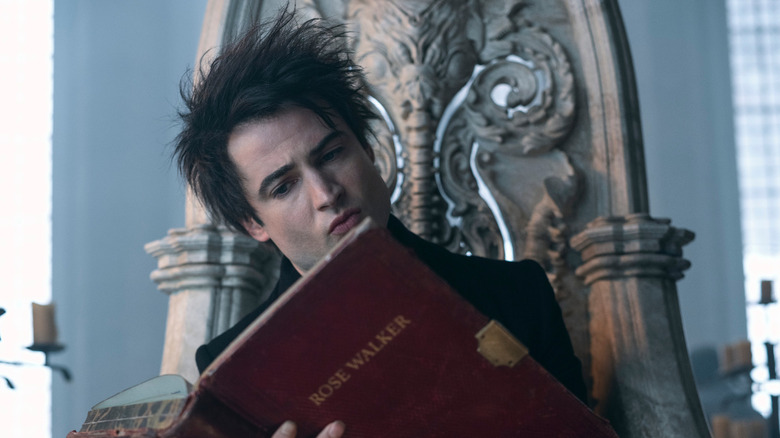 Tom Sturridge as Dream in The Sandman