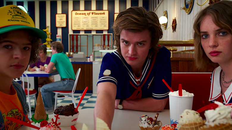 Steve, Dustin, and Robin try to bribe Erica to help them in "Stranger Things" season 3