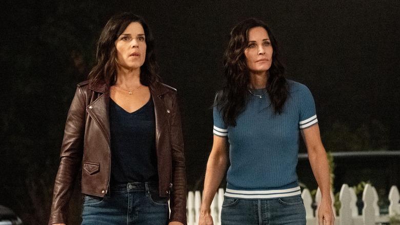 Neve Campbell and Courteney Cox Scream 2022