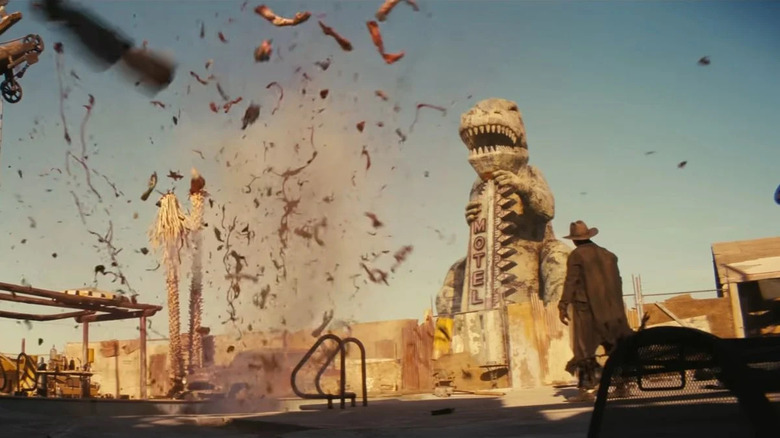 Ghoul staart naar Dinky in Fallout