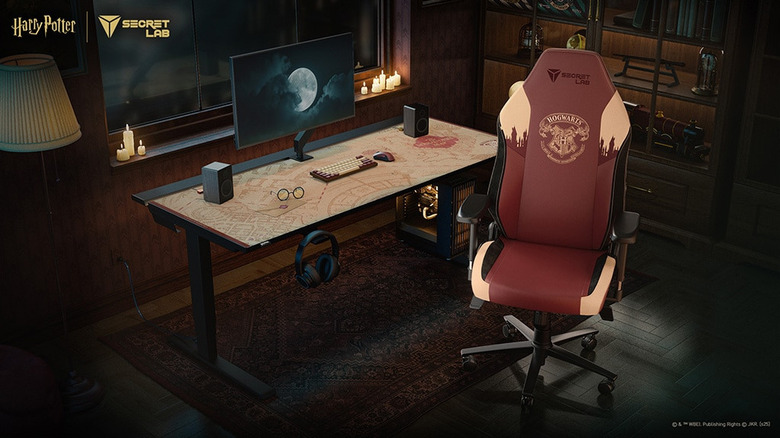 SecretLab desk and chair with Harry Potter accessories