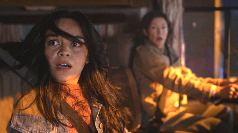 Stefani and Darlene driving away in Final Destination Bloodlines