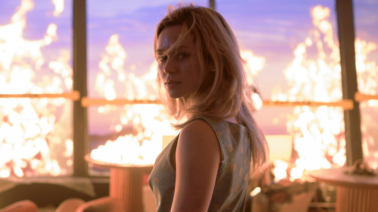 The iris watching the burning building in the final blood lines