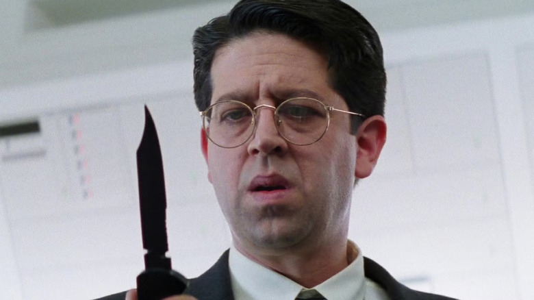 William Dono younger holds a knife in the first mission: an impossible movie