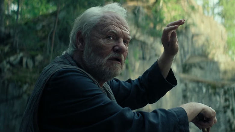 Close up of Hari Seldon (Jared Harris) in Foundation