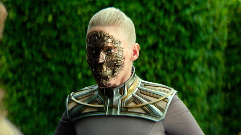 Demerzel reveals the golden robot skull in the institution