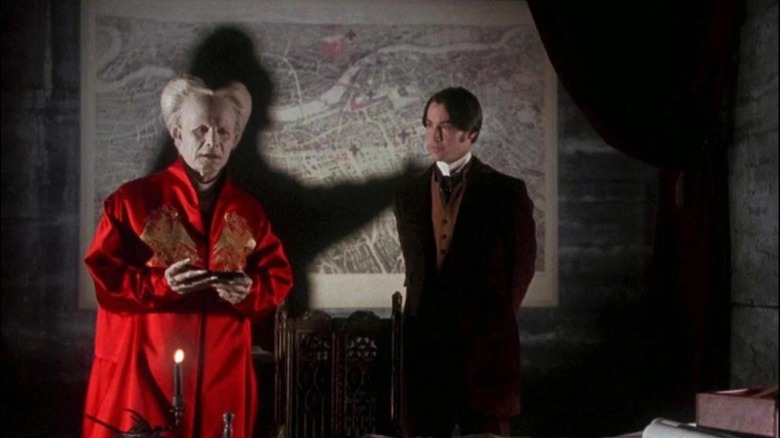 Bram Stoker's Dracula Gary Oldman and Keanu Reeves moving shadow