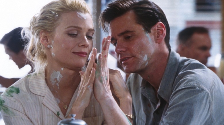 Laurie Holden and Jim Carrey in The Majestic