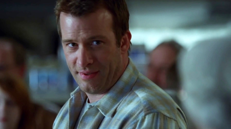 Thomas Jane stars in The Mist (2007)