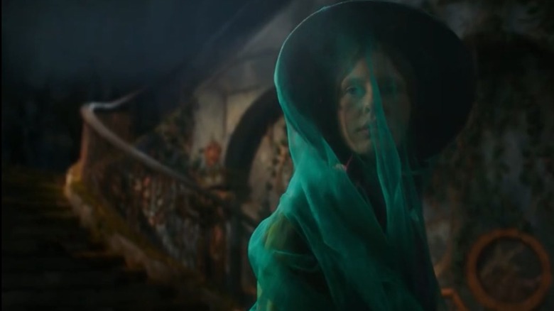 Frankenstein Mia Goth as Elizabeth in green veil