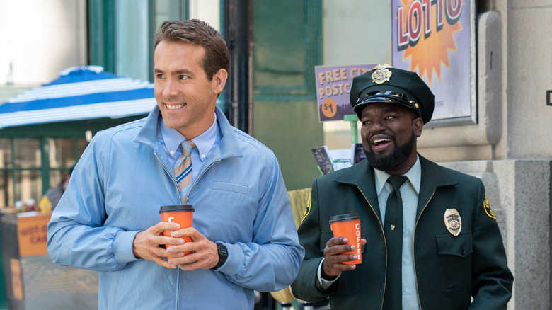 Lil Rel Howery and Ryan Reynolds in Free Guy
