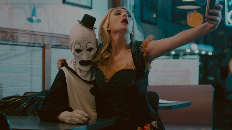 Dawn and Art the Clown in Terrifier