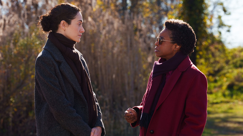 Alice and Nora talking outside on Furious