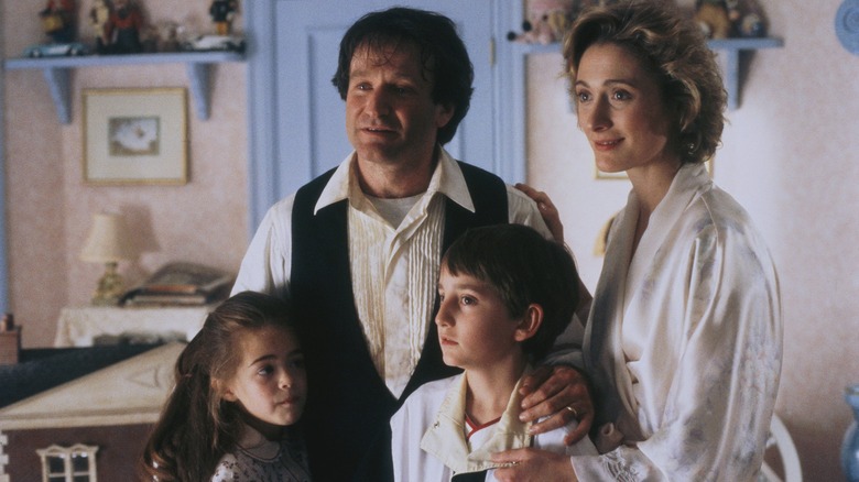 Robin Williams and family in Hook