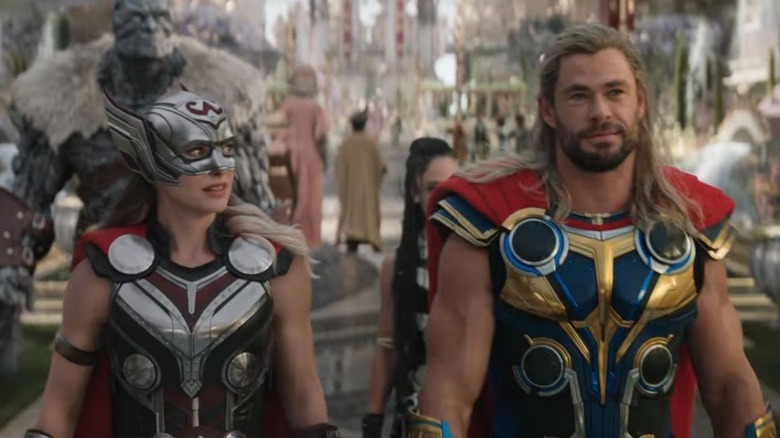 Natalie Portman and Chris Hemsworth in Thor: Love and Thunder