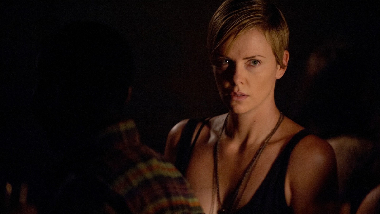Gillian Flynn’s Dark Places Becoming HBO Series, Hopes You Forgot About The 2015 Charlize Theron Movie