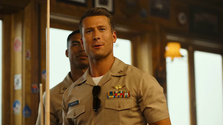 Hangman in a bar in Top Gun: Maverick