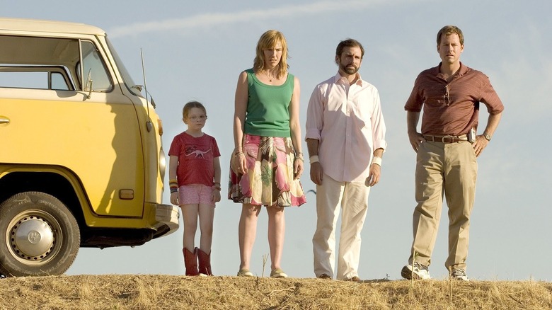 Abigail Breslin, Toni Colette, Steve Carrell, and Greg Kinnear in Little Miss Sunshine