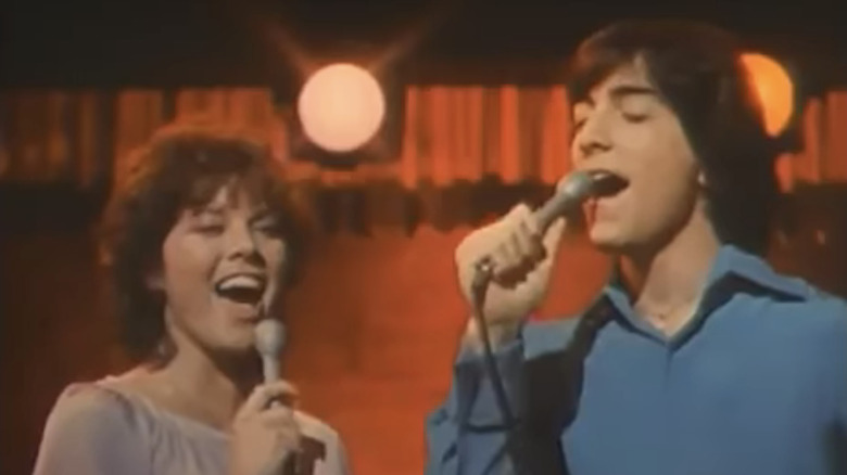 Erin Moran as Joanie Cunningham sings alongside Scott Baio as Chachi Arcola in Joanie Loves Chachi