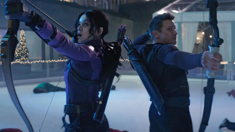 Hailee Steinfeld and Jeremy Renner