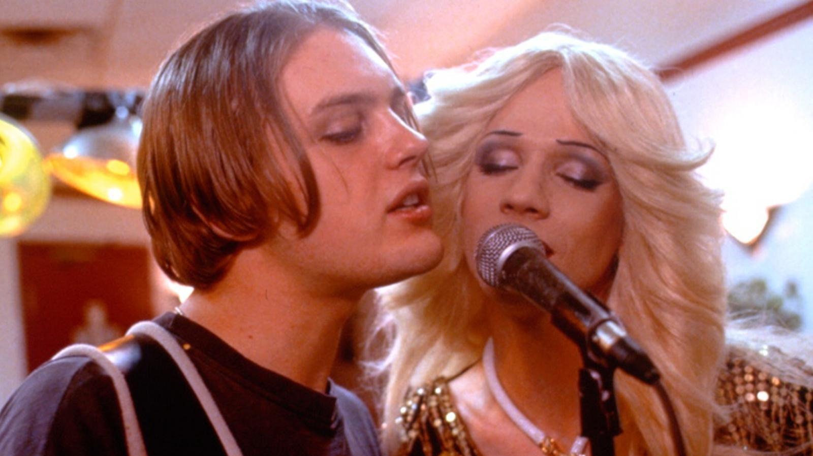 Hedwig And The Angry Inch Ending Explained: The Origin Of Love Hedwig And The Angry Inch Ending Explained: The Origin Of Love